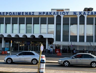 Συνελήφθησαν 22 αλλοδαποί με πλαστά έγγραφα στο αεροδρόμιο Ηρακλείου